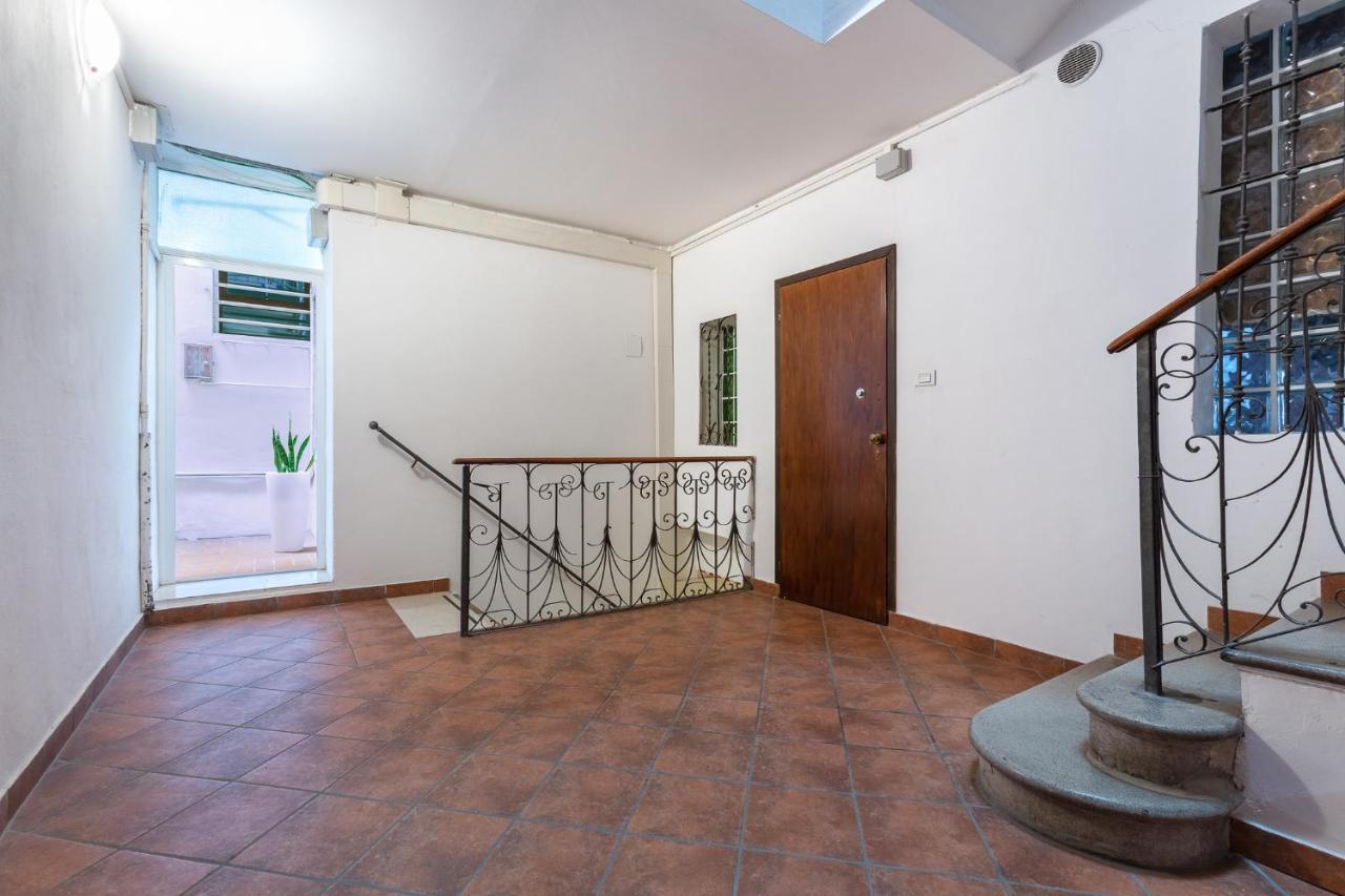 Ferrara Mayr White Apartment Exterior photo